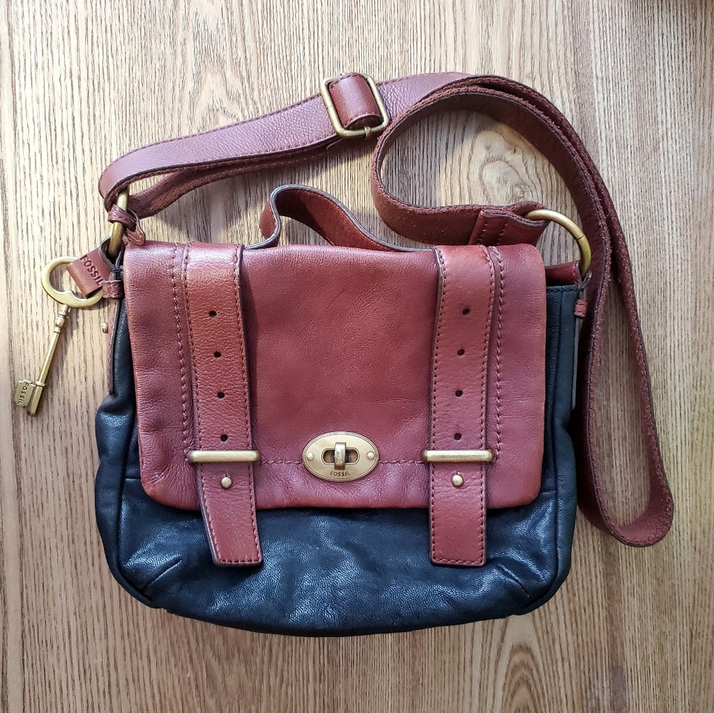 Fossil cross body purse